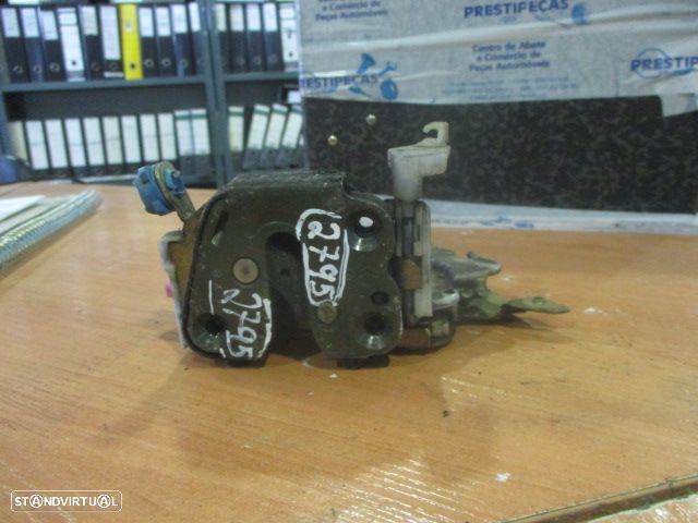 Fecho FEC2795 NISSAN ALMERA 1996 FDRT ELETRICO - 2