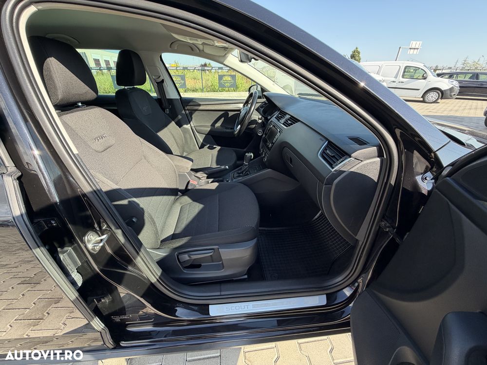 Skoda Superb 2.0 TDI 4X4 DSG Scout - 18