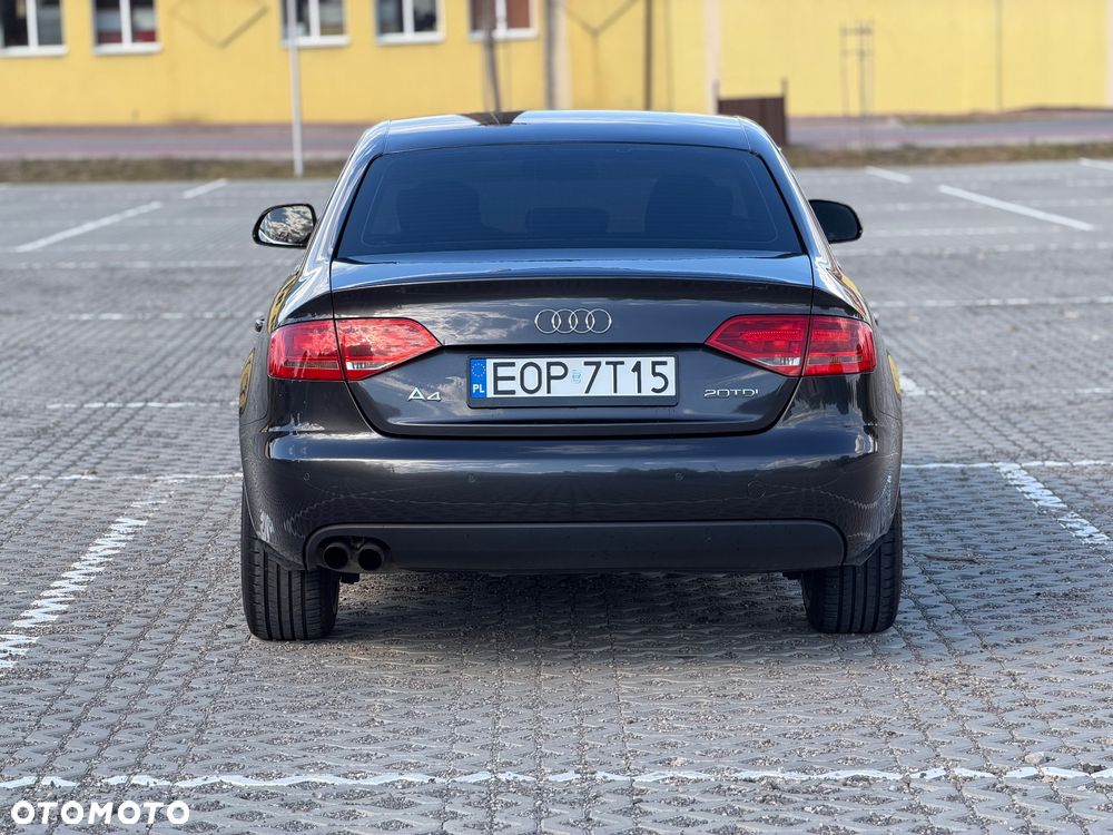 Audi A4 Limousine 2.0 TDI DPF Ambition - 4
