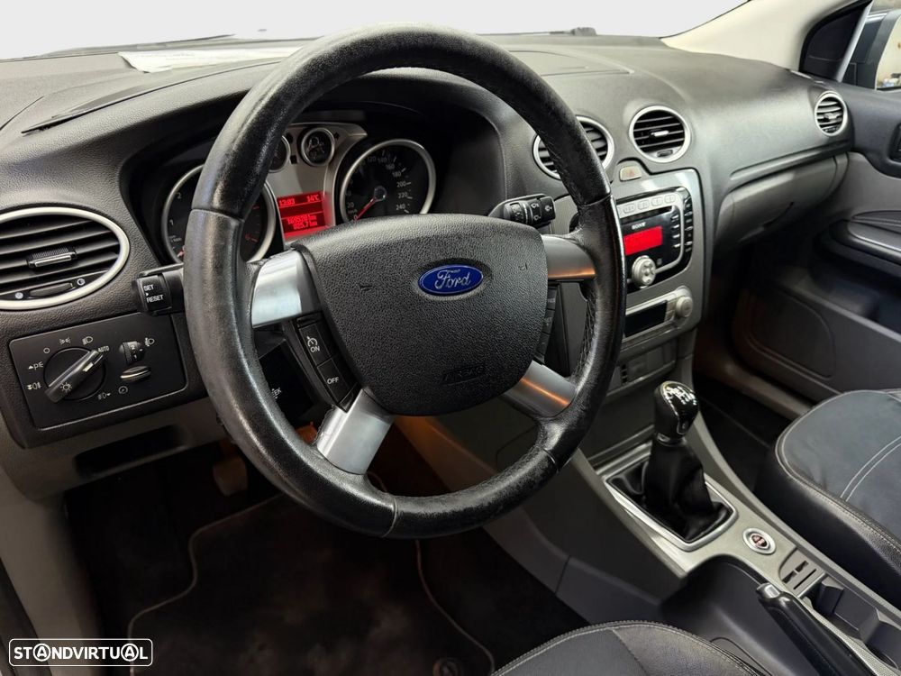 Ford Focus SW 1.6 TDCi Titanium - 9