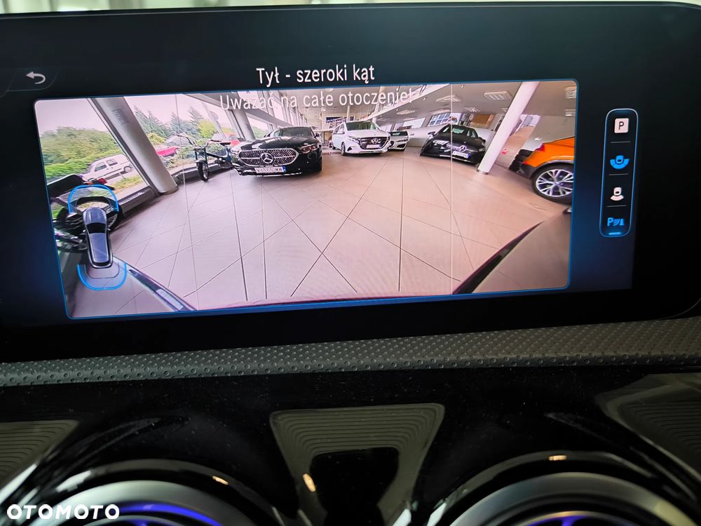 Mercedes-Benz CLA 200 AMG Line 7G-DCT - 18