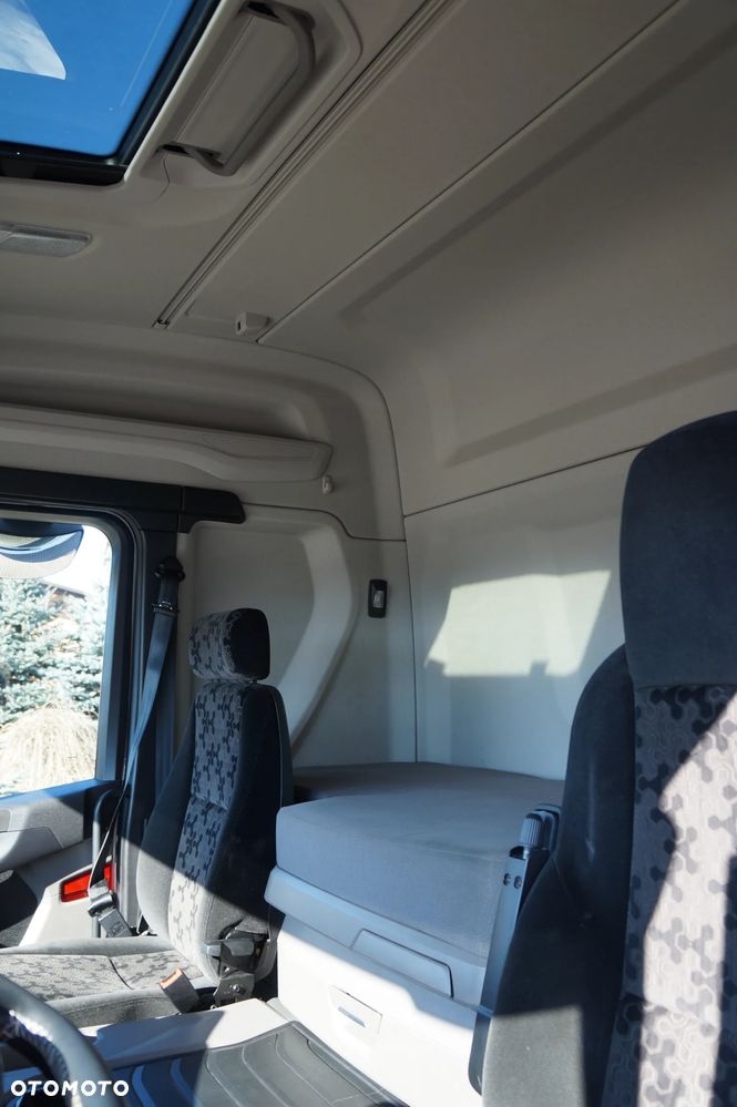 Scania G 450 6x2 CHŁODNIA KONTENER 8.45 m 21 PALET OŚ SKRĘTNA WINDA - 17