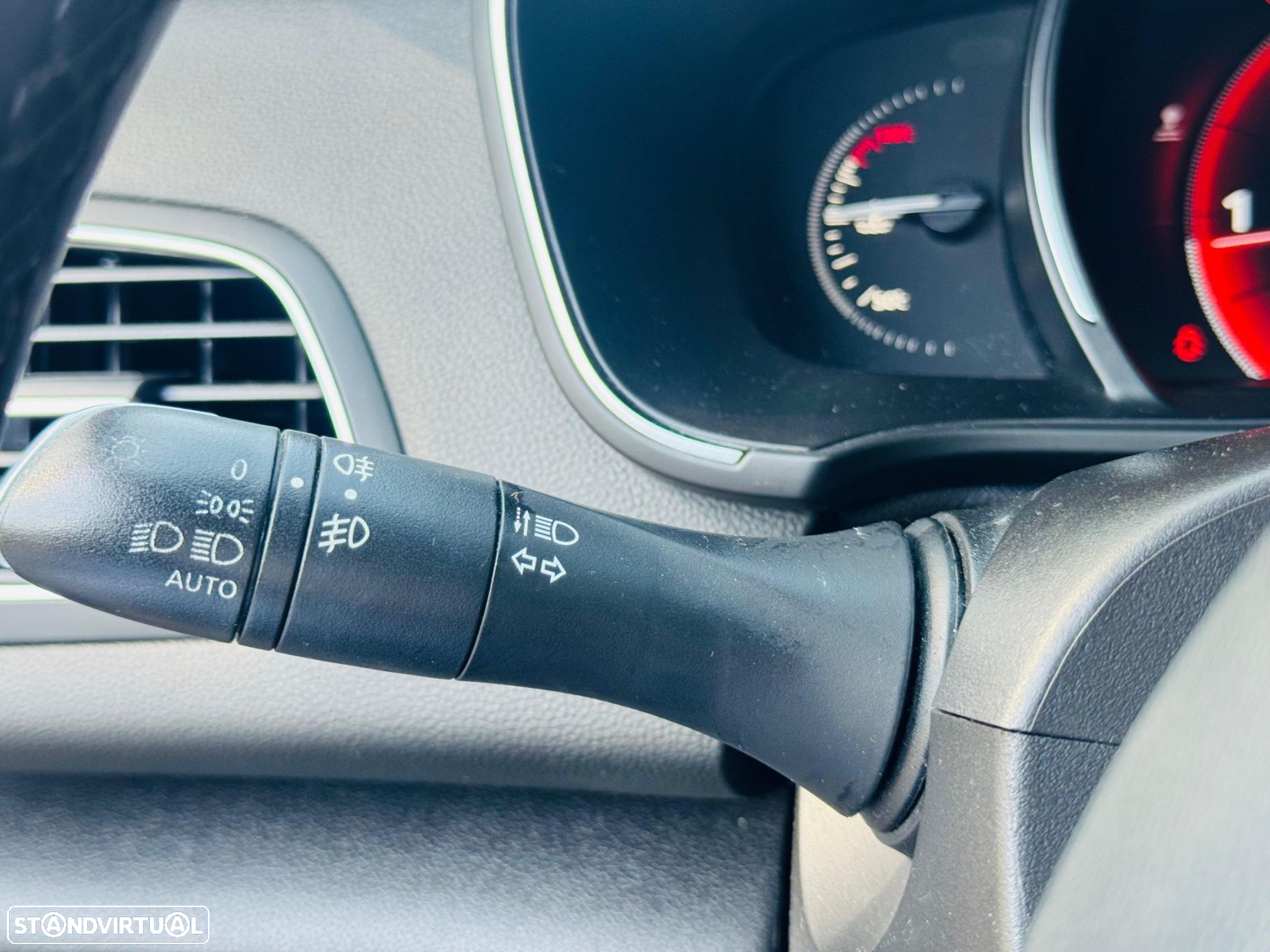 Renault Mégane Sport Tourer 1.6 dCi Bose Edition - 26