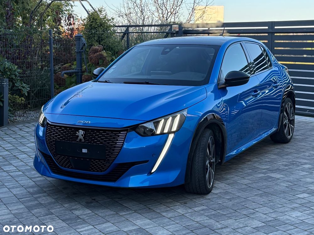 Peugeot 208 2020 photo 2