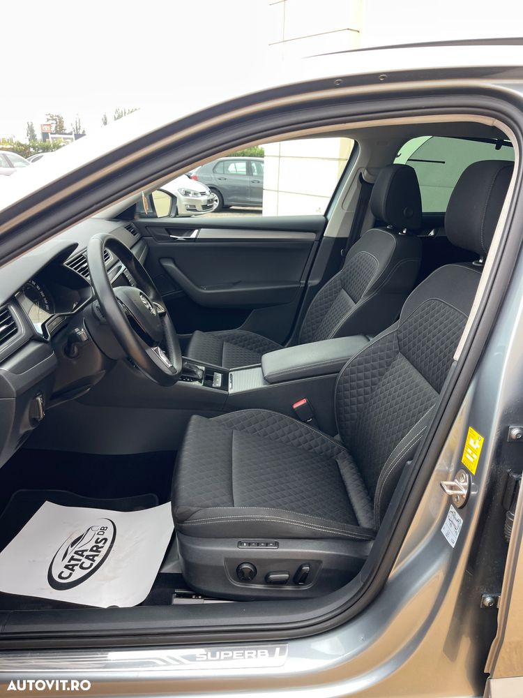 Skoda Superb 2.0 TDI 4X4 DSG Style - 28