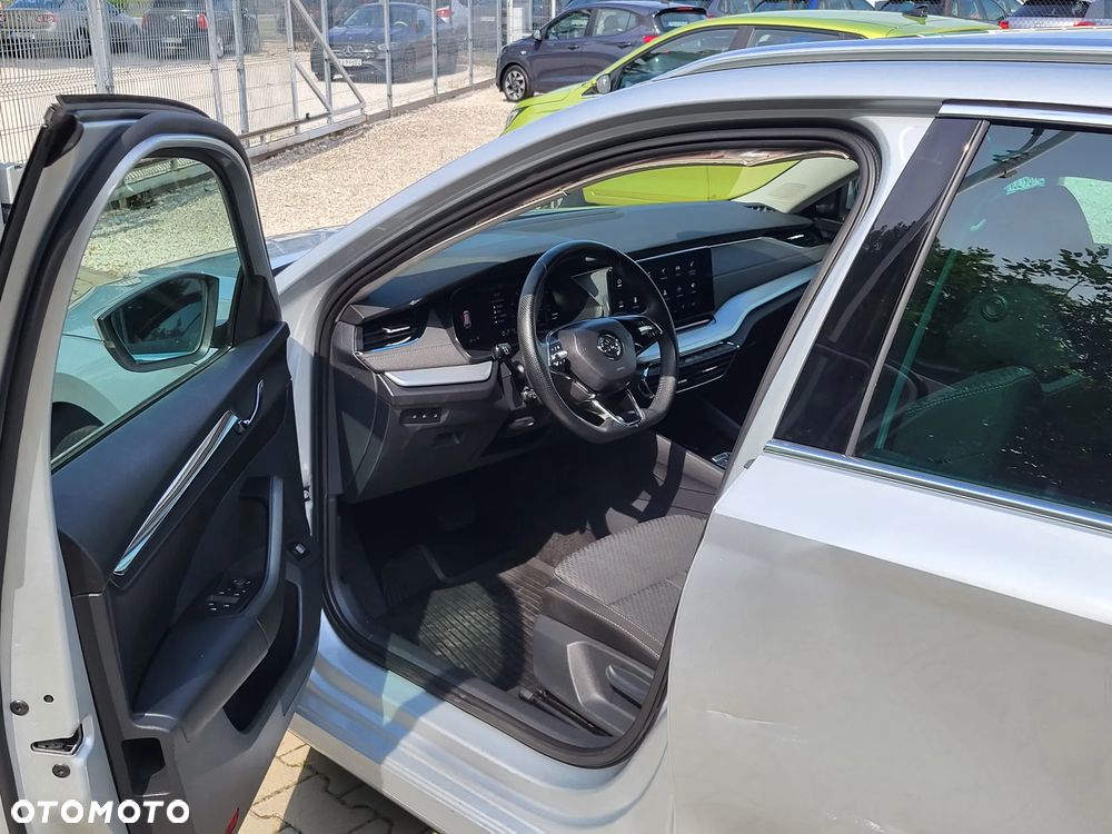 Skoda Octavia 2.0 TDI Style DSG - 7