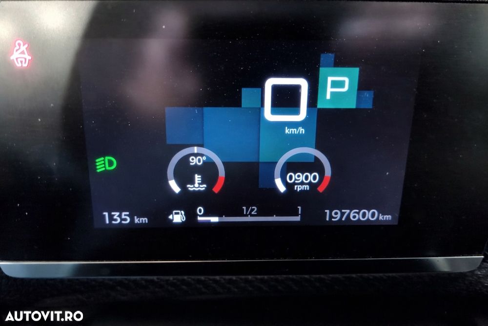 Citroën C4 1.2 PureTech S&S EAT8 Feel - 17