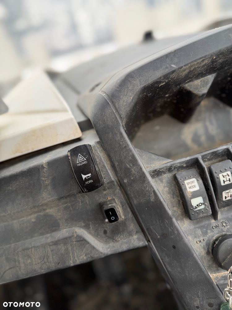 Can-Am Maverick - 14