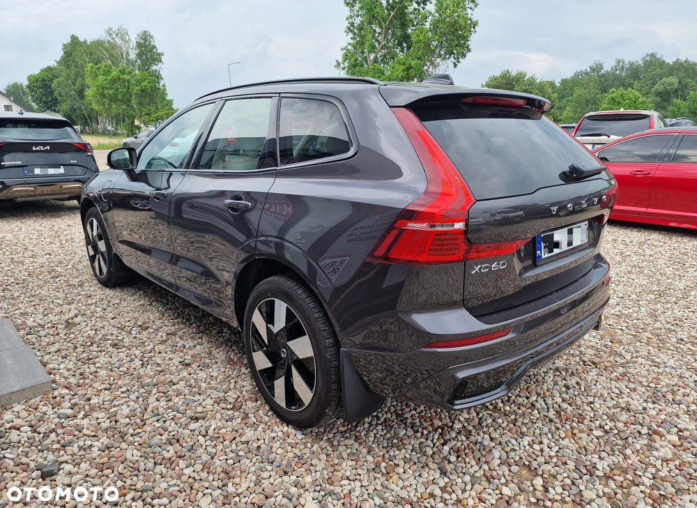 Volvo XC 60 T8 AWD Recharge Plus Bright - 12
