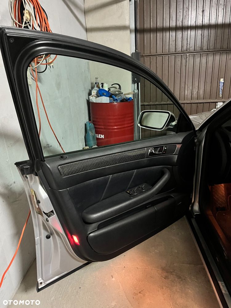 Audi S6 Avant 4.2 quattro - 14