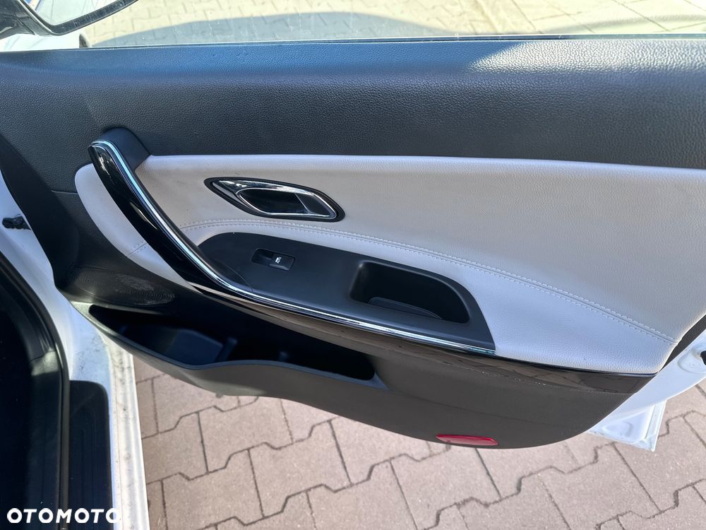 Kia Ceed 1.6 CRDi 128 Platinum Edition - 13