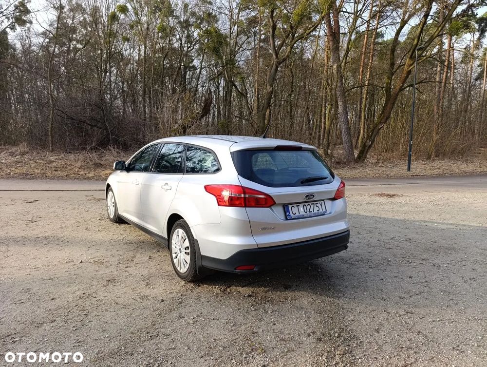 Ford Focus 1.5 TDCi Trend - 4