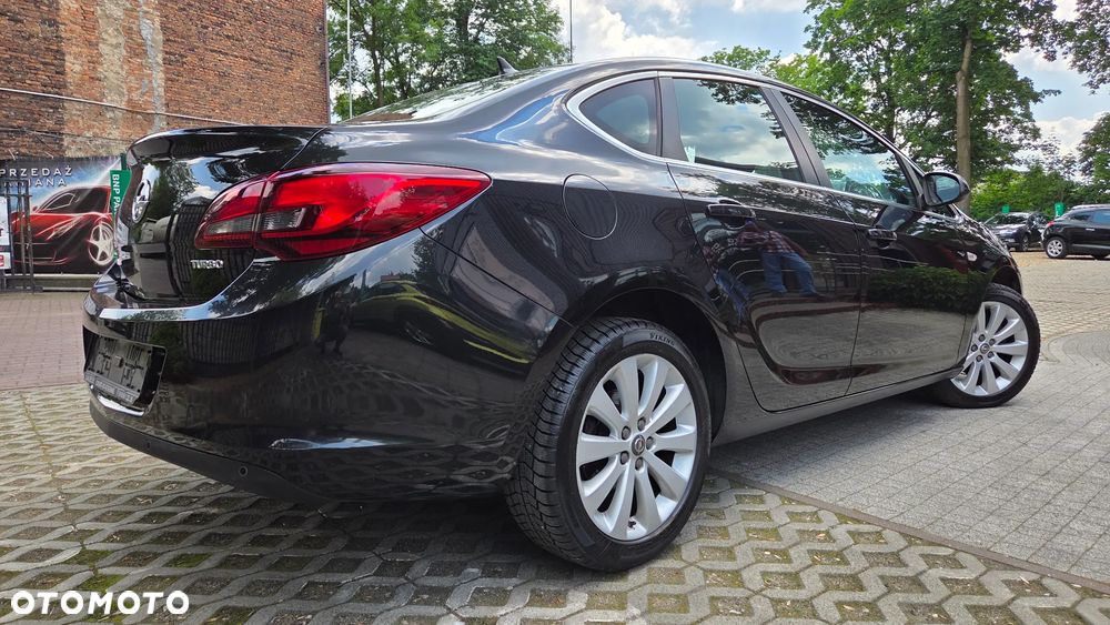 Opel Astra 1.4 Turbo Innovation - 3
