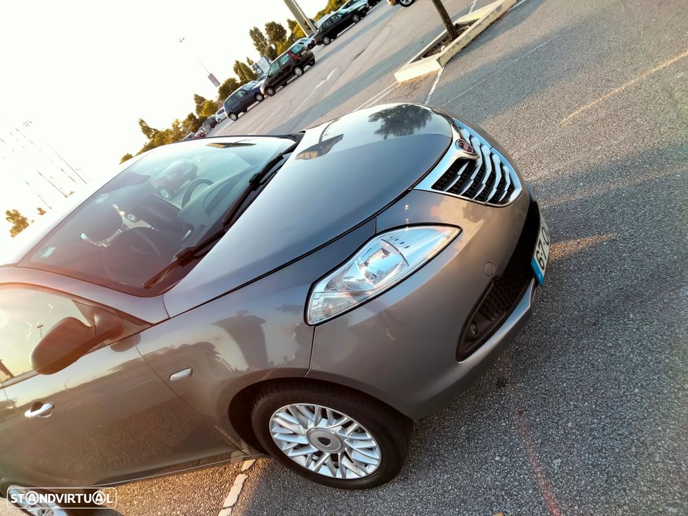 Lancia Ypsilon 1.2 S&S Silver - 13
