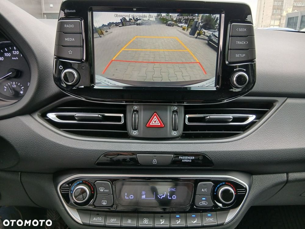 Hyundai i30 1.5 T-GDI 48V Smart - 22