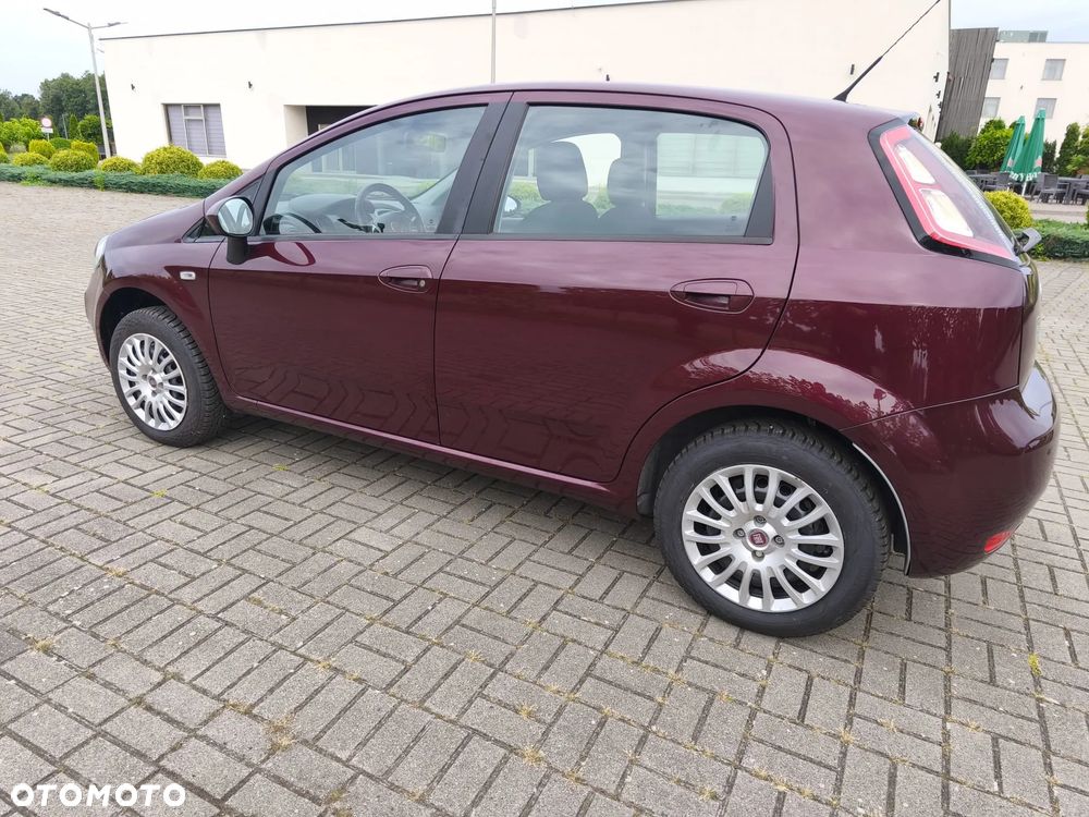 Fiat Punto 2012 - 12