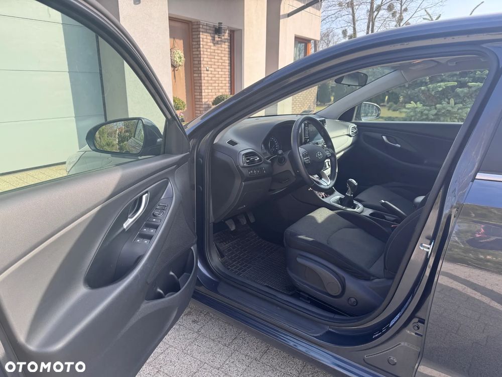 Hyundai i30 1.5 DPI Comfort - 11