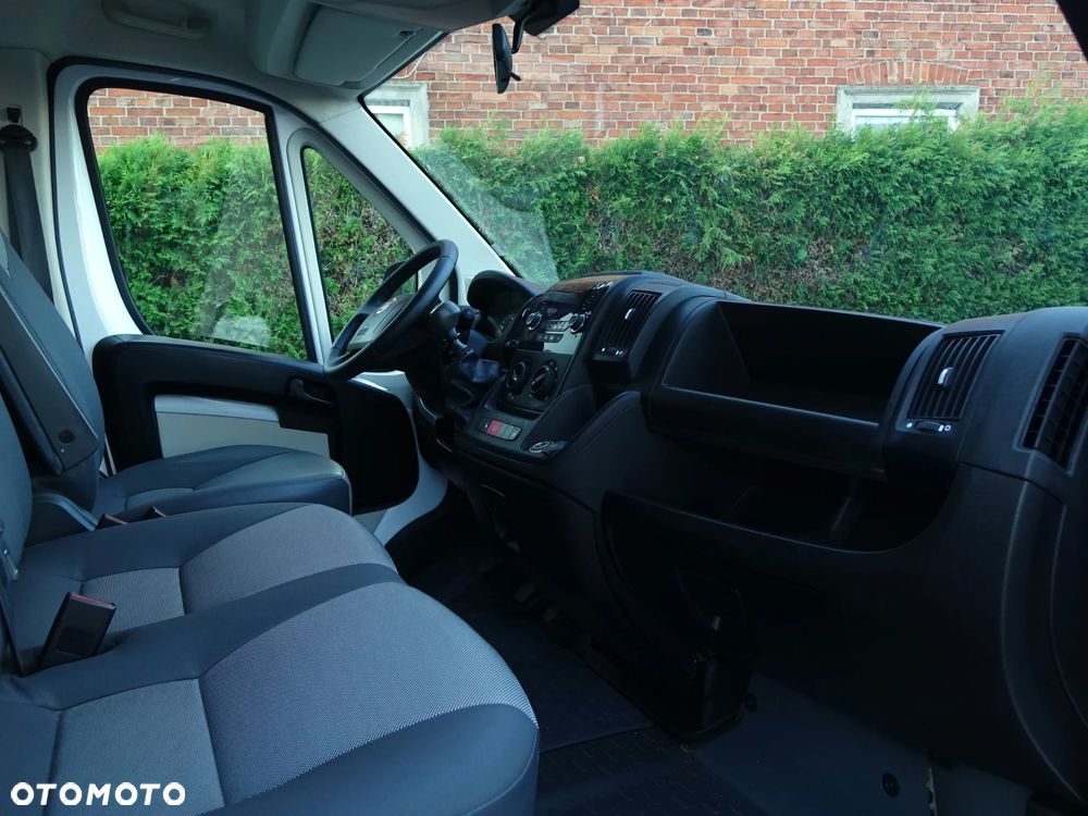 Fiat Ducato 2.3 130KM 7-osobowy DOKA brygadówka skrzynia ładunkowa - 8