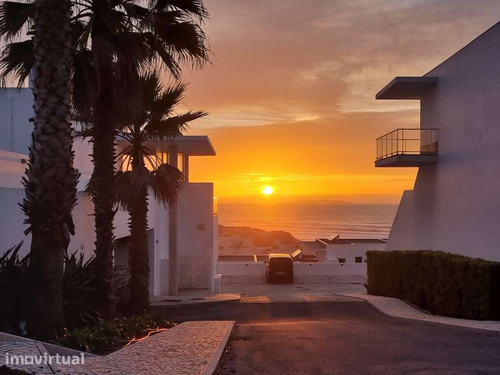 Moradia T4 com Vista Deslumbrante na Praia del Rey - Grande imagem: 5/45