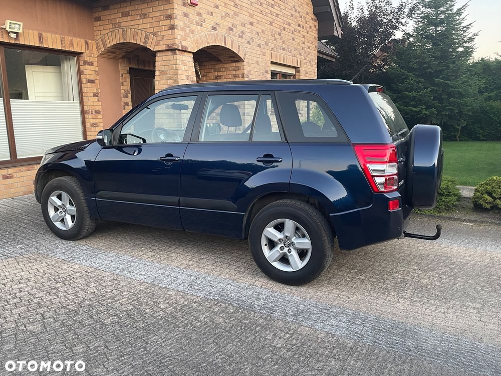 Suzuki Grand Vitara 2.0 De luxe - 8
