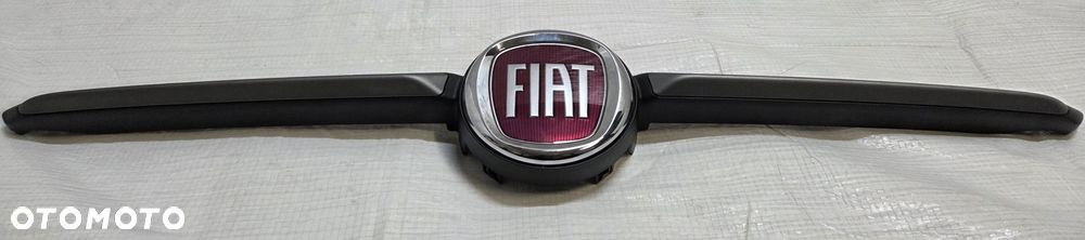 GRILL EMBLEMAT ZNACZEK LISTWA FIAT 500 X LIFT 735692166 735709516 NOWY oryg - 2