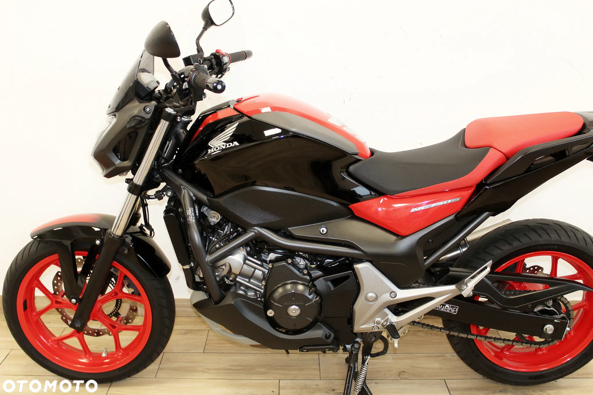 Honda NC - 15
