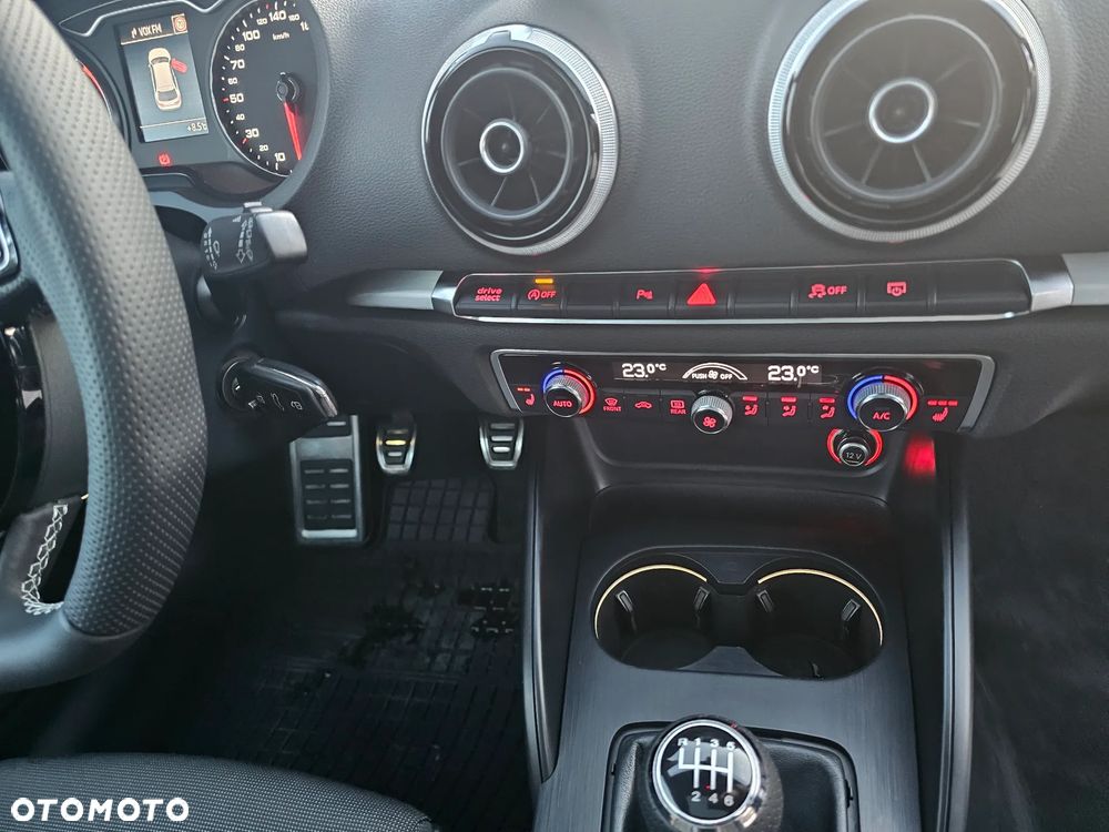 Audi A3 3-drzwiowe 2.0 TDI S line Sportpaket - 12