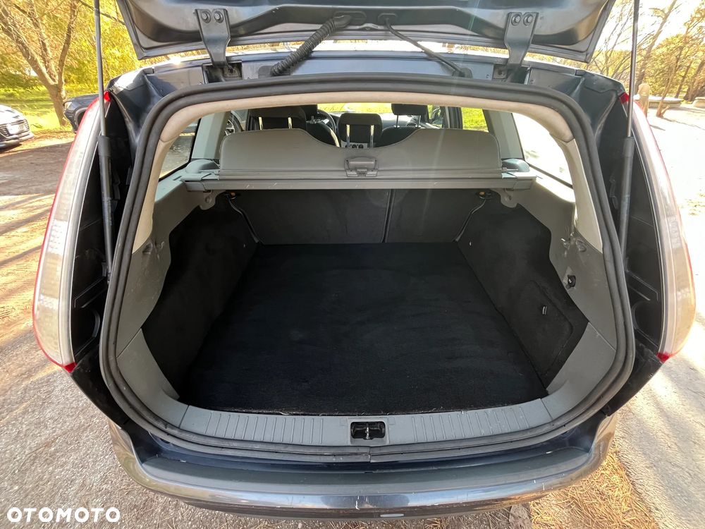 Ford Focus 1.6 TDCi Silver X - 10