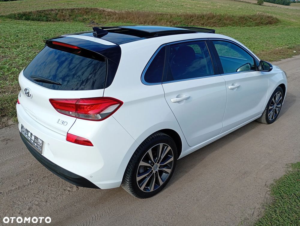 Hyundai i30 1.0 T-GDI Premium - 11