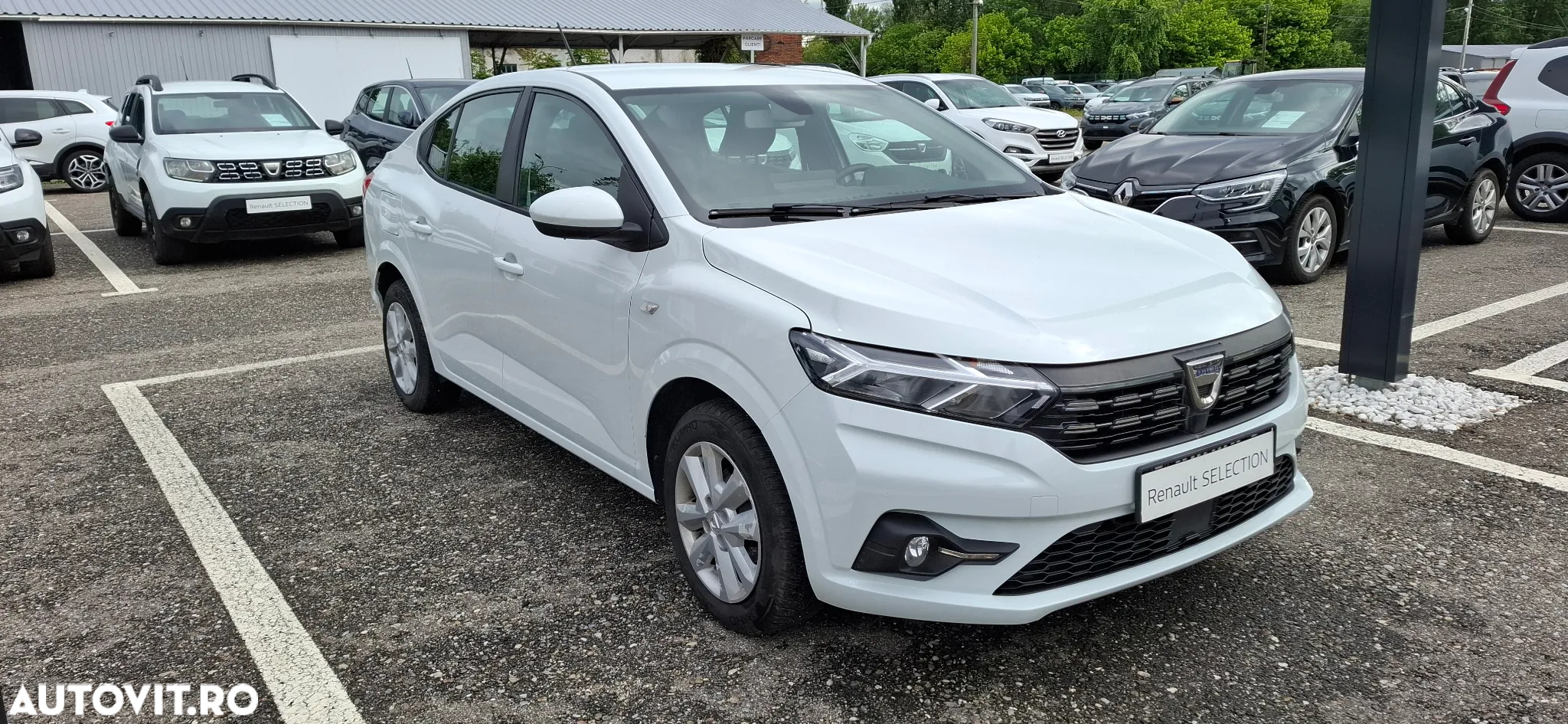 Dacia Logan TCe 90 CVT Comfort - 11