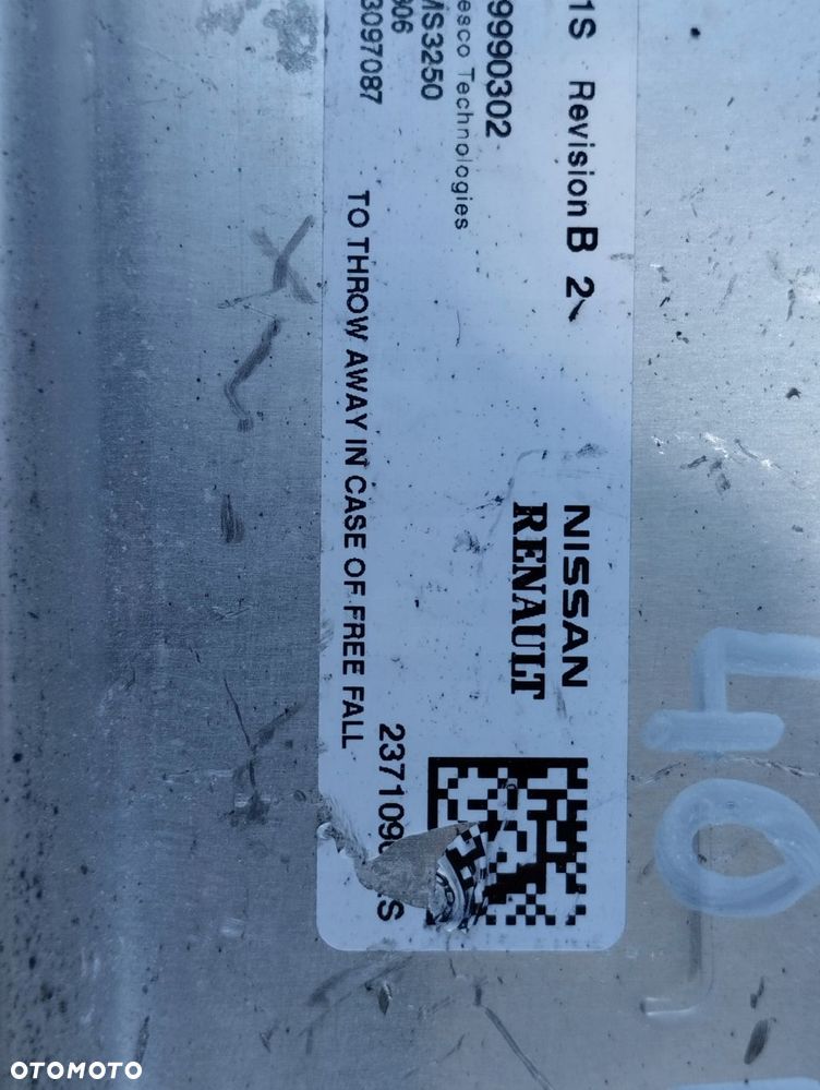 sterownik silnika renault austral 1,6 e-teh 237109601s - 3