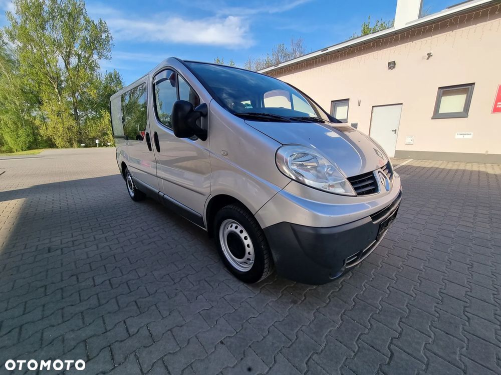 Renault Trafic - 11