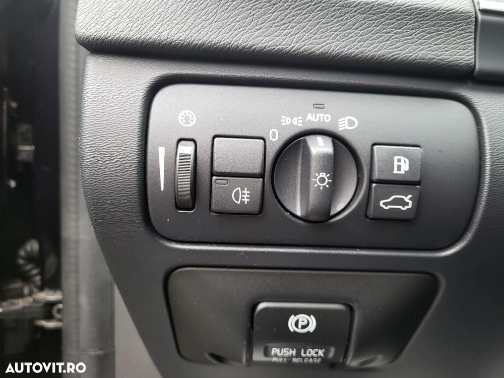 Volvo S60 D2 Powershift Momentum - 18