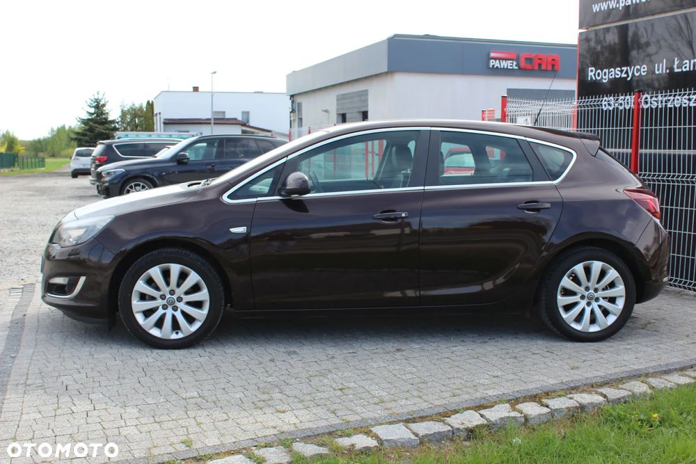 Opel Astra 1.4 T Cosmo S&S - 8
