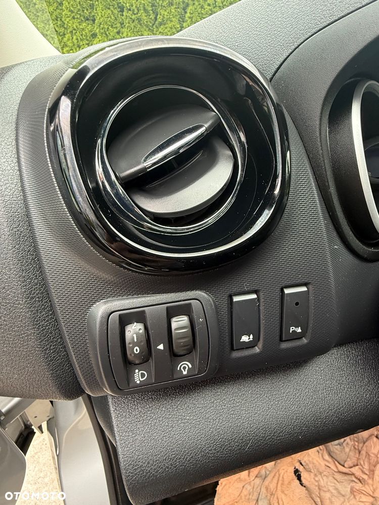 Opel Vivaro L2H1 2,9t Elegance Business - 35