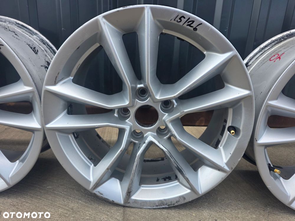 FELGA FELGI KOMPLET SKODA AUDI A4 B9 A5 8W 7.5J R17 ET29 8W0601025AG 15/26 - 6