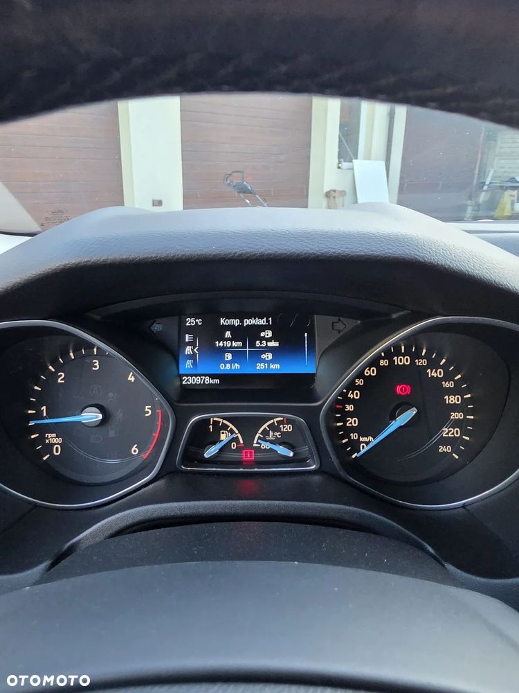 Ford Focus 2.0 TDCi Titanium ASS - 11