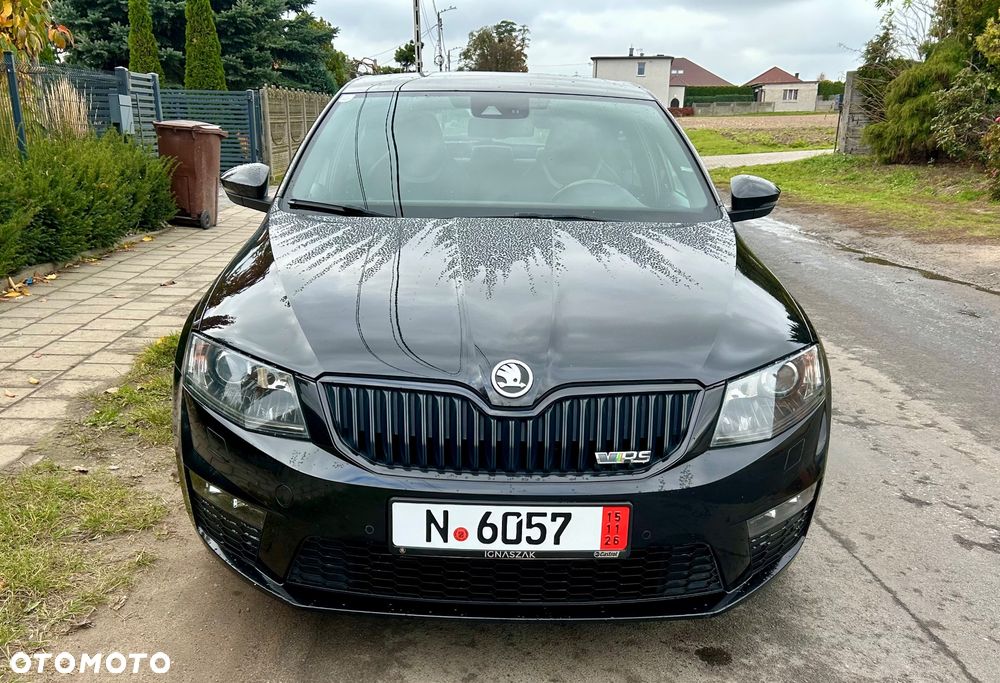 Skoda Octavia 2.0 TDI DSG RS - 3