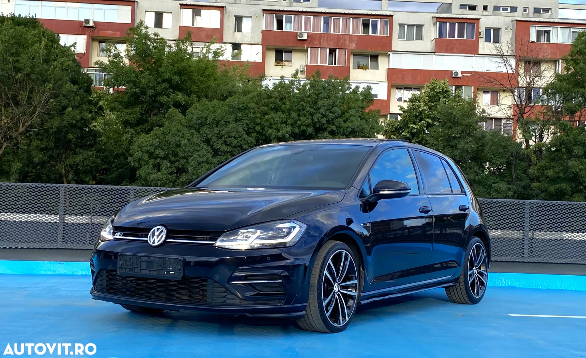 Volkswagen Golf 1.5 eTSI OPF DSG R-Line - 7