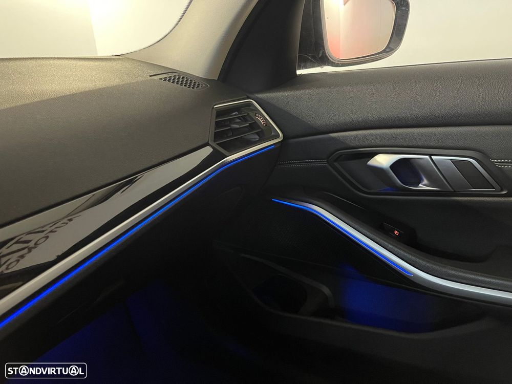 BMW 318 d Touring Pack M Auto - 30