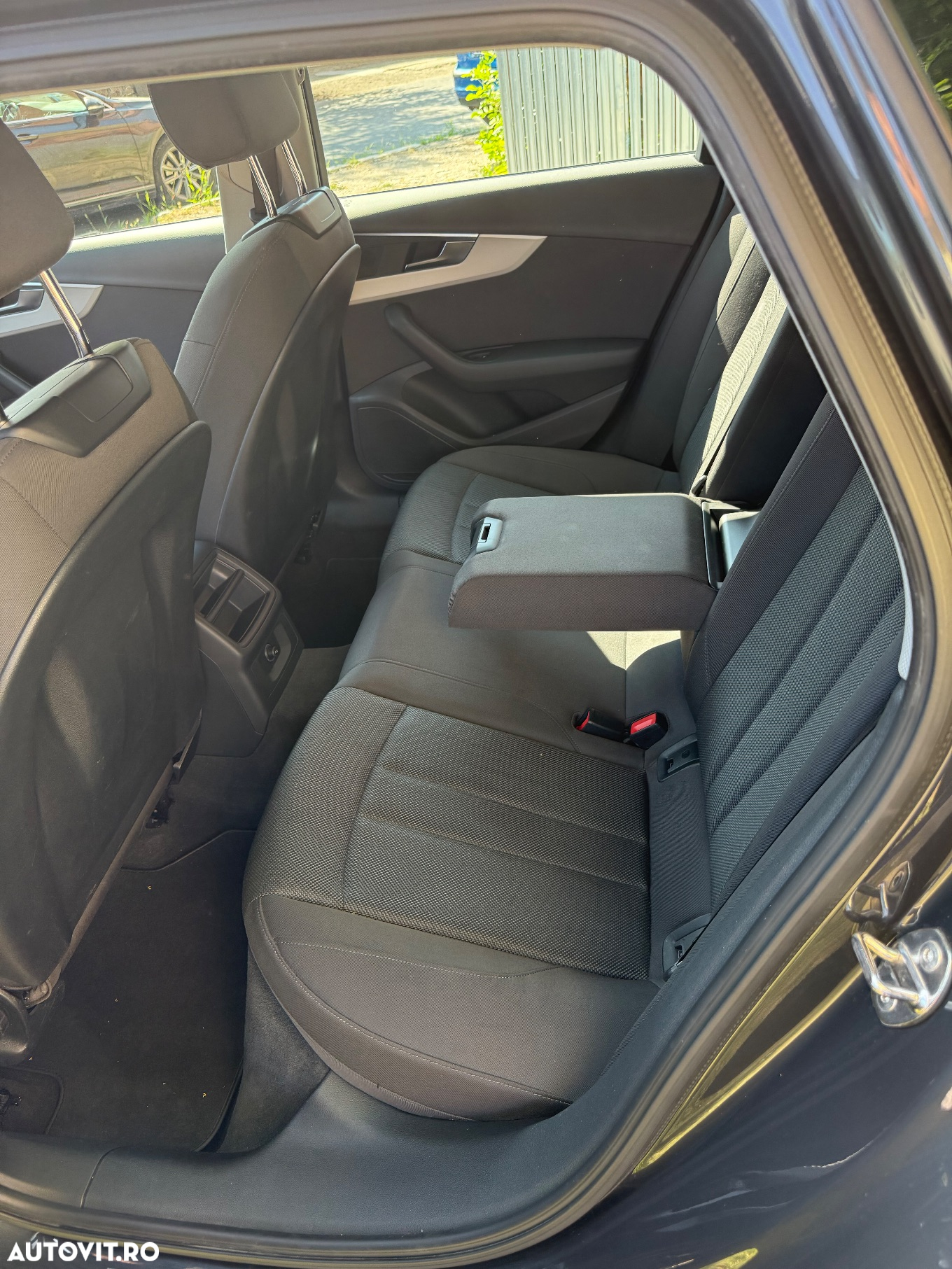 Audi A4 Avant 2.0 30 TDI S tronic MHEV S Line - 11