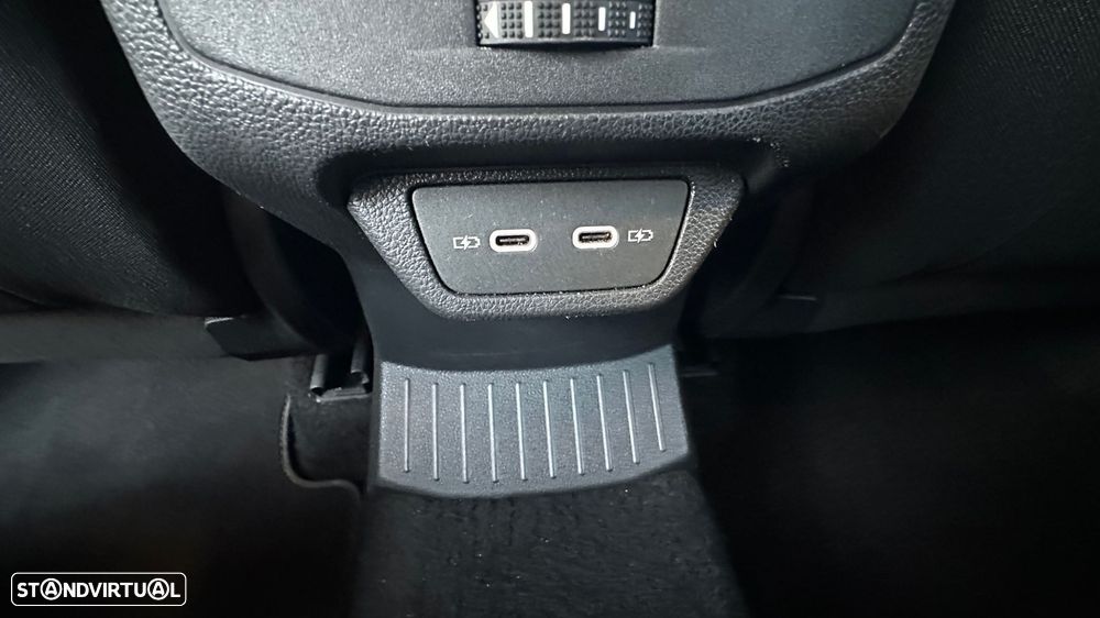 VW T-Roc 1.0 TSI Urban - 11