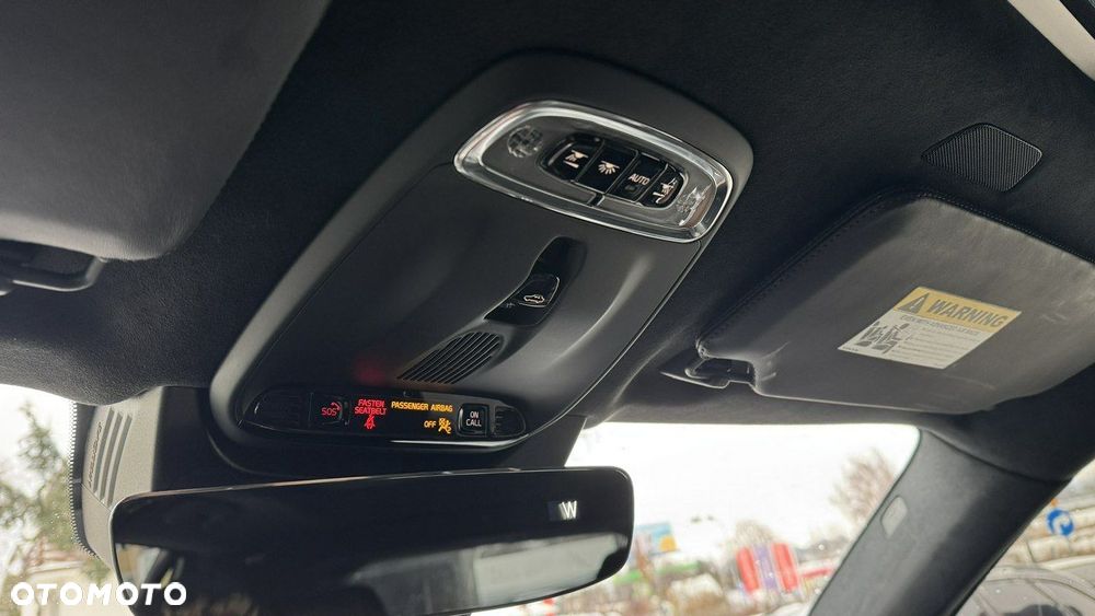 Volvo XC 90 - 11