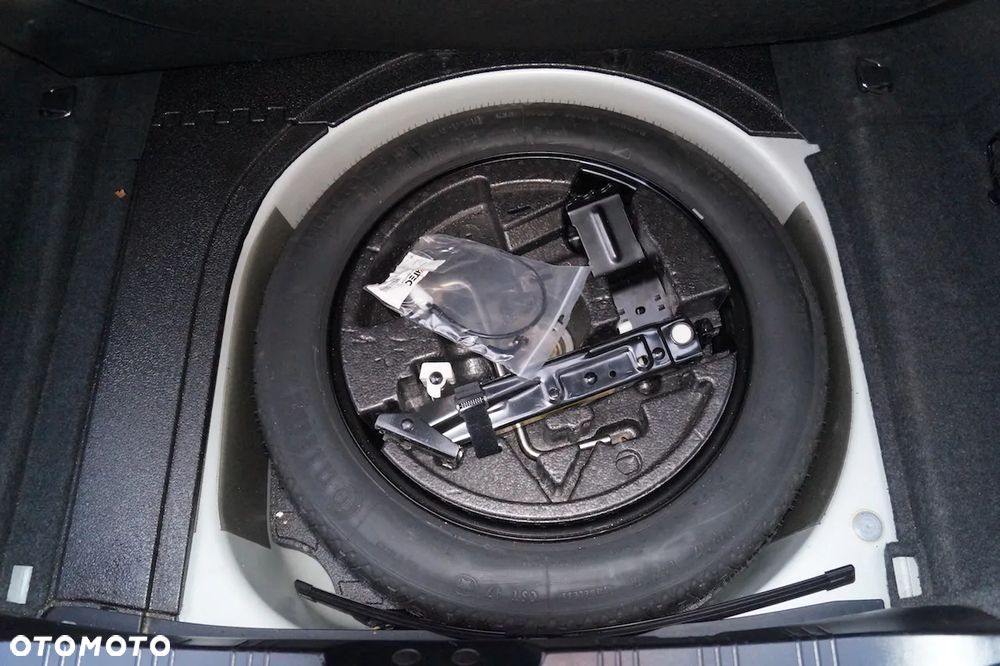 BMW Seria 5 525i - 30