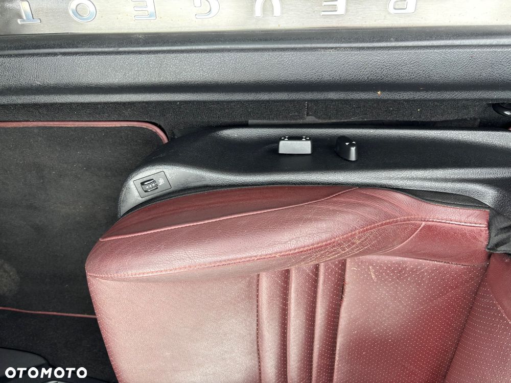 Peugeot 407 3.0 V6 Sport - 33