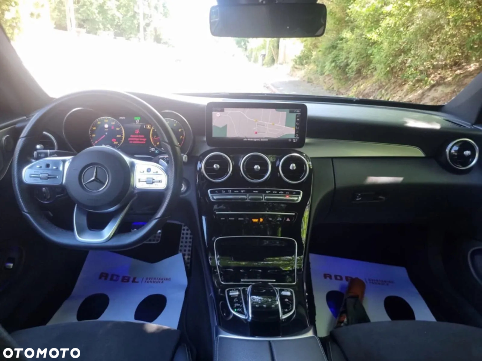 Mercedes-Benz Klasa C 200 9G-TRONIC - 16