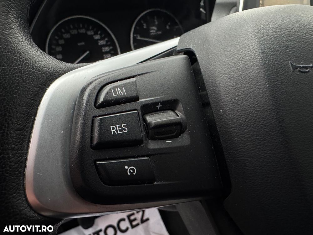 BMW X1 xDrive18d - 22