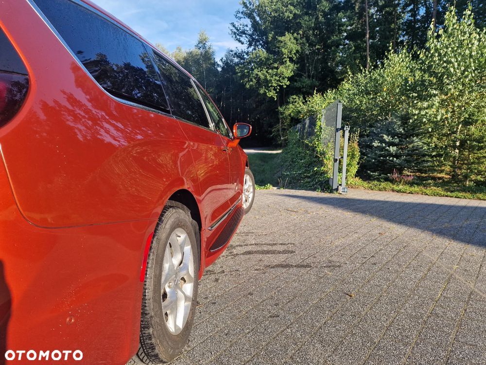 Chrysler Pacifica - 26