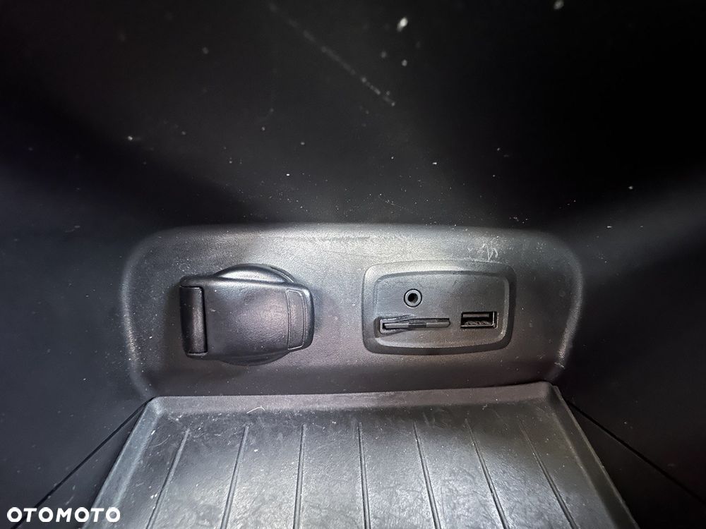 Renault Captur 1.2 Energy TCe XMOD EDC - 2