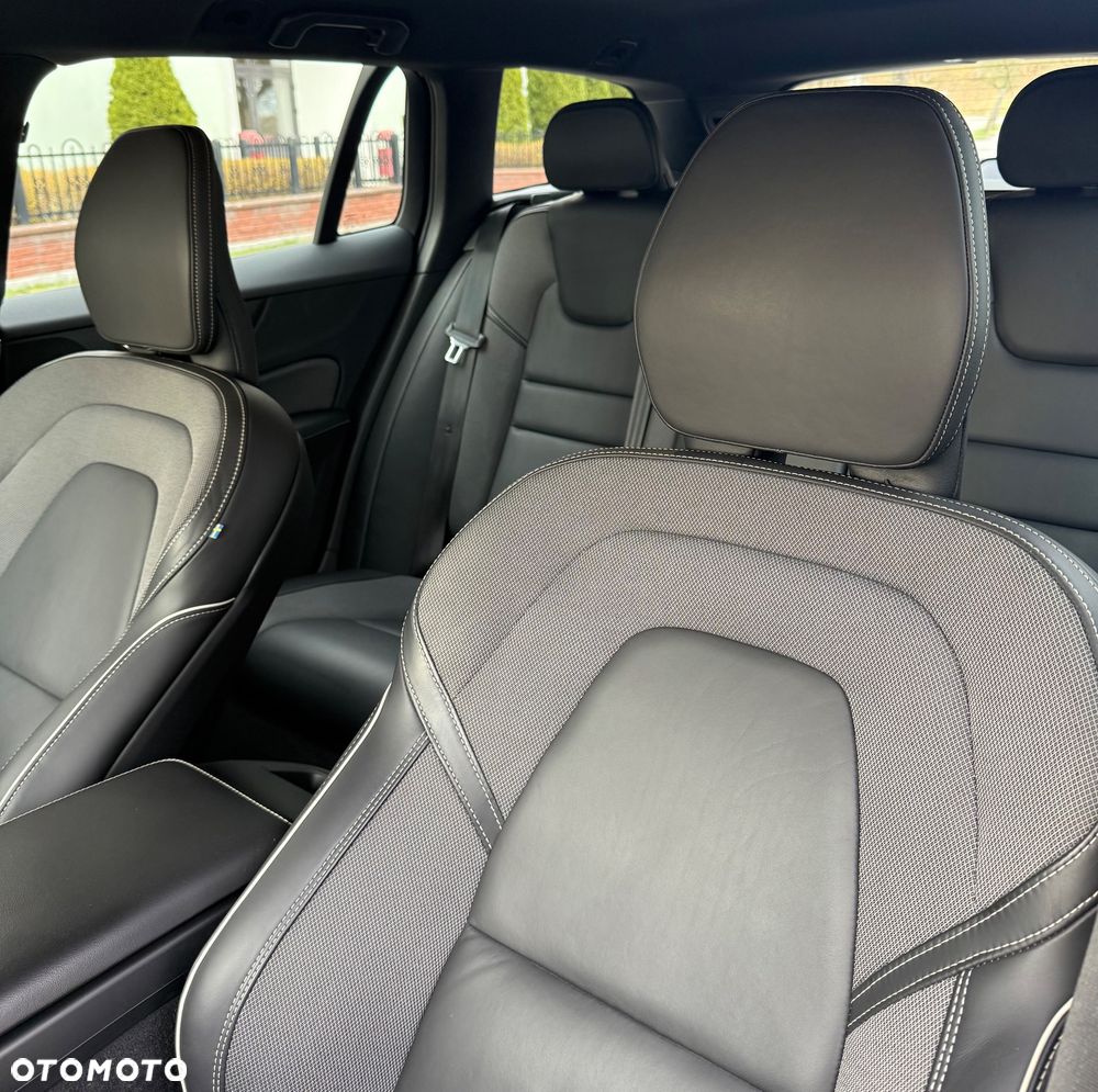 Volvo V60 B4 D Geartronic RDesign - 30